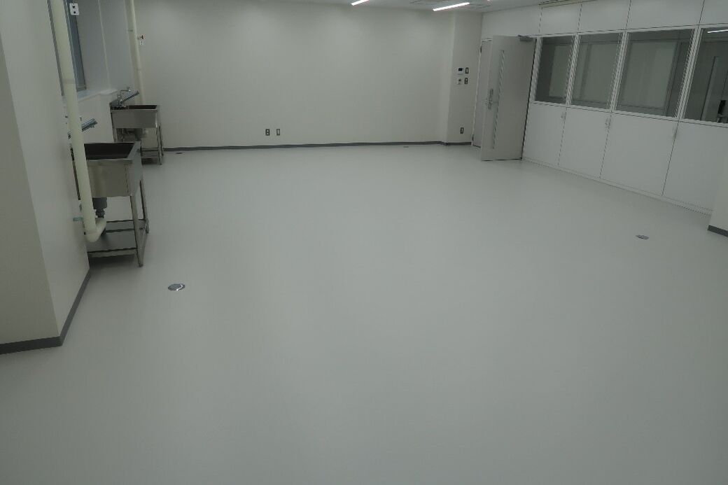 長岡技術科学大学 DXRものづくりオープンイノベーションセンター レンタルラボの外観・ラボ写真（施設内観）