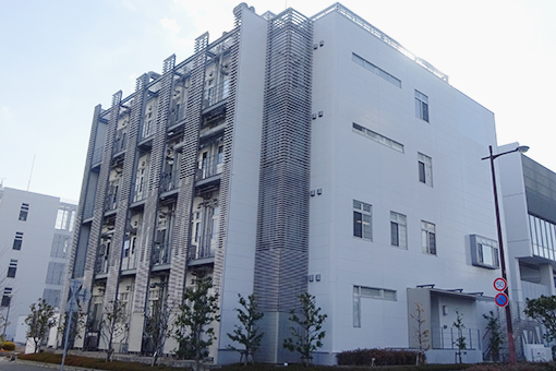 神戸健康産業開発センター（HI-DEC）の外観・ラボ写真（建物外観）